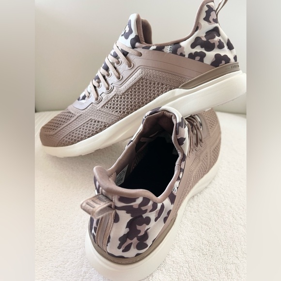 APL TechLoom Tracer  Sneakers NEW - Picture 1 of 16